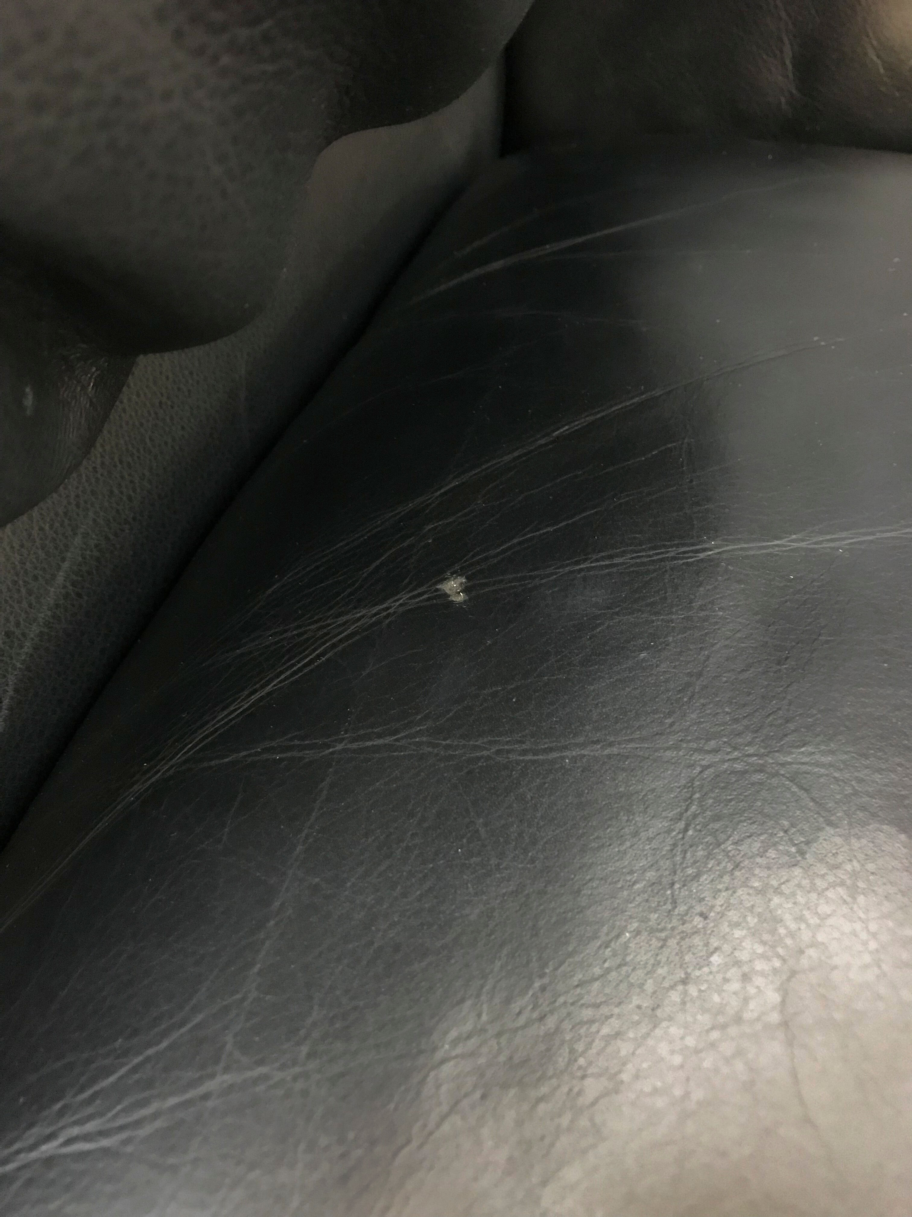 Maralunga 3-Seat Sofa in black leather by Vico Magistretti for Cassina