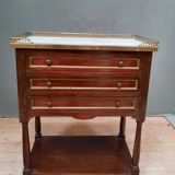 Mahogany chest of drawers in Louis XVI style