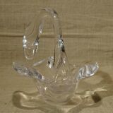 Empty crystal cut pocket swan valves