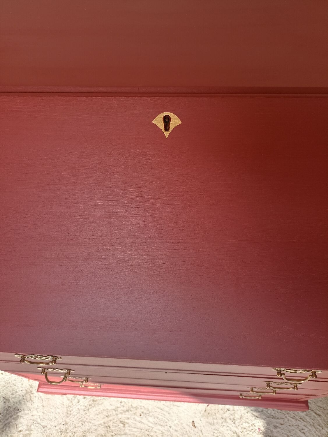 Scriban chest of drawers