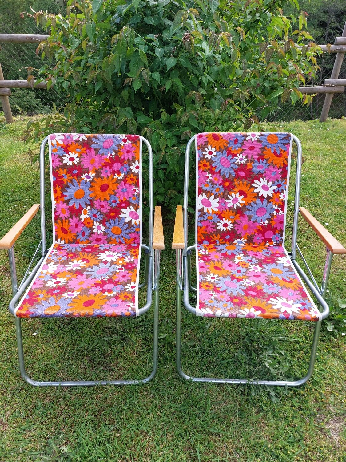 2 folding garden chairs 70s