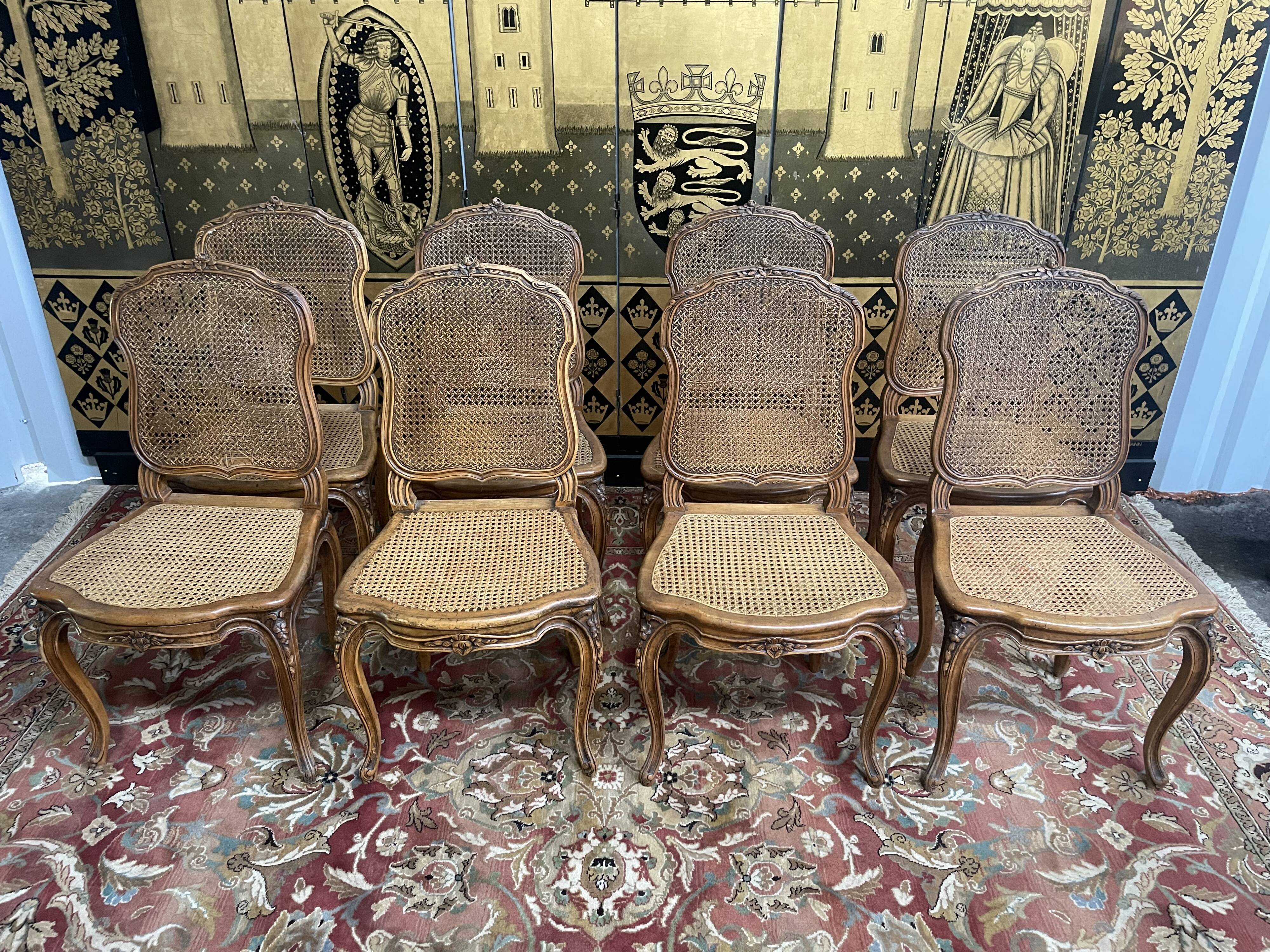 Suite of 8 Louis XV style chairs in canning