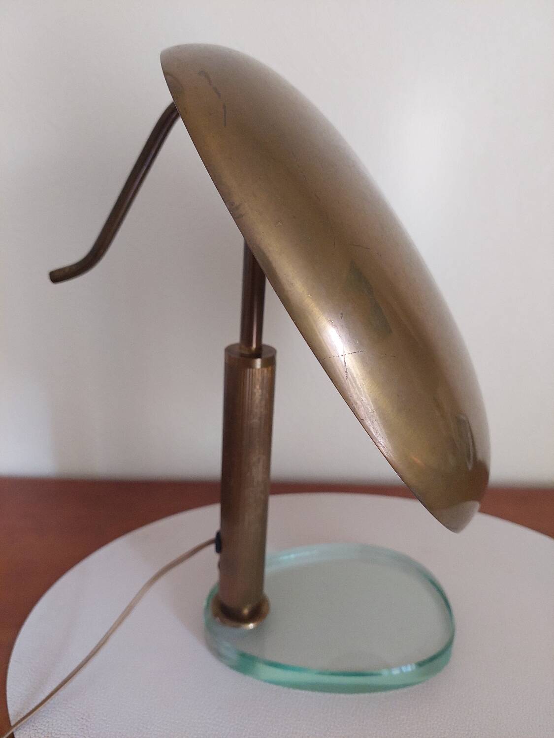 Italian Desk lamp  1950 brass and glass