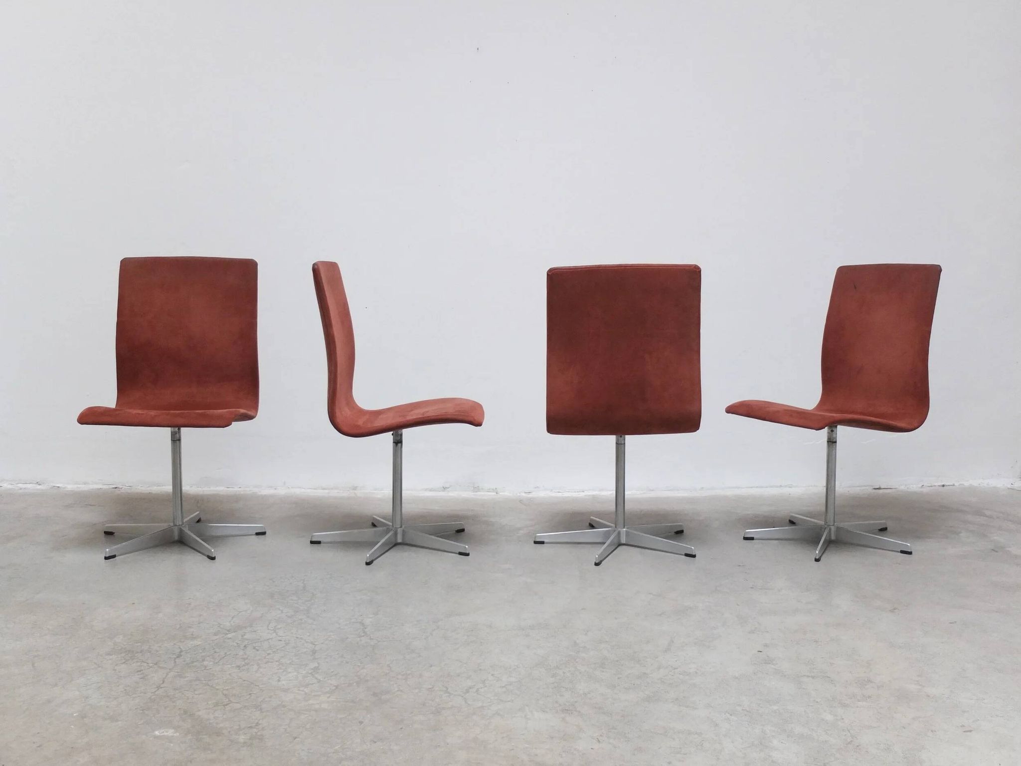 Early set of 4 'Oxford' swivel chairs by Arne Jacobsen for Fritz Hansen, 1966
