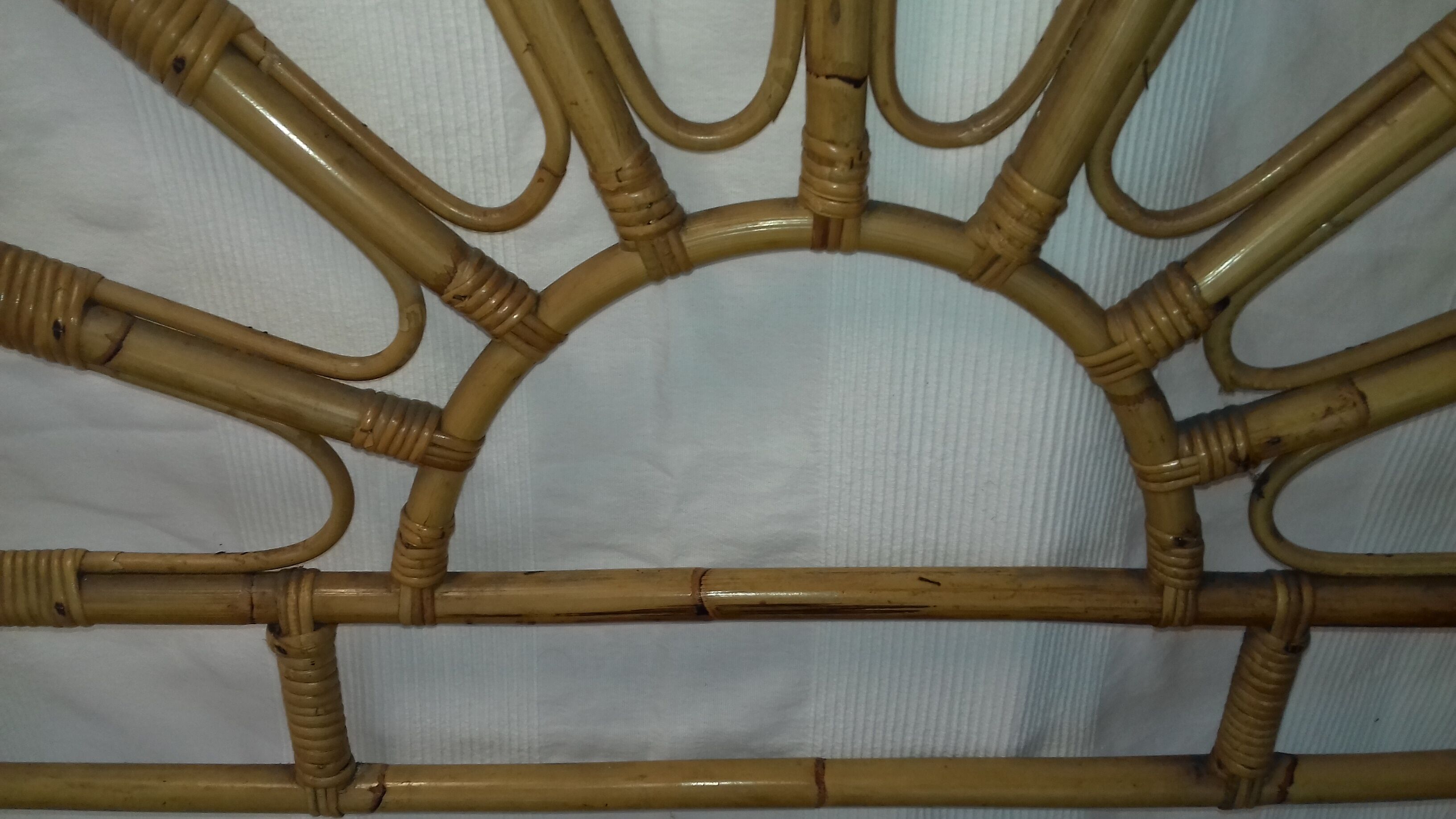 Rattan headboard 140cm