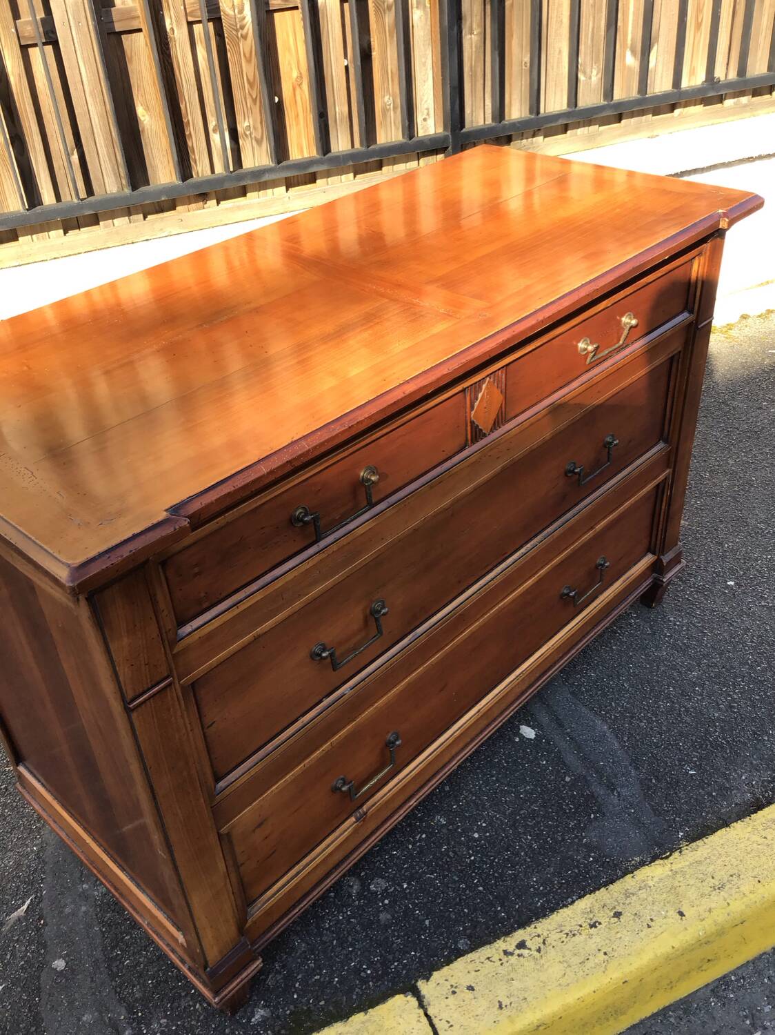 Commode roche bobois en bois massif patine
