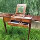 Coiffeuse d'époque louis xv en bois de plaquage