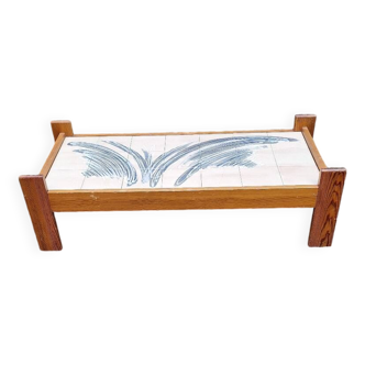 Table basse en pin et céramique