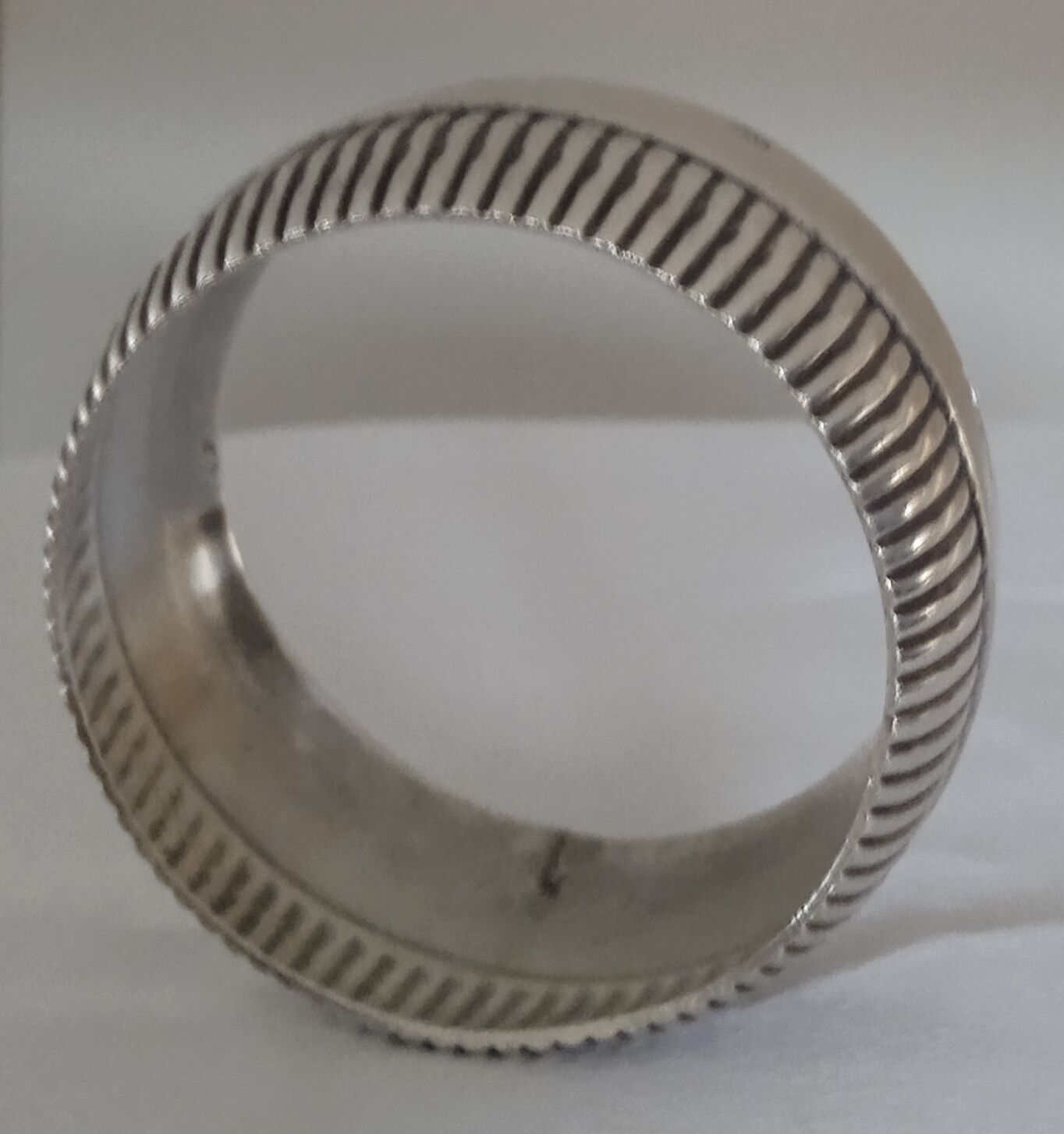 Silver towel ring