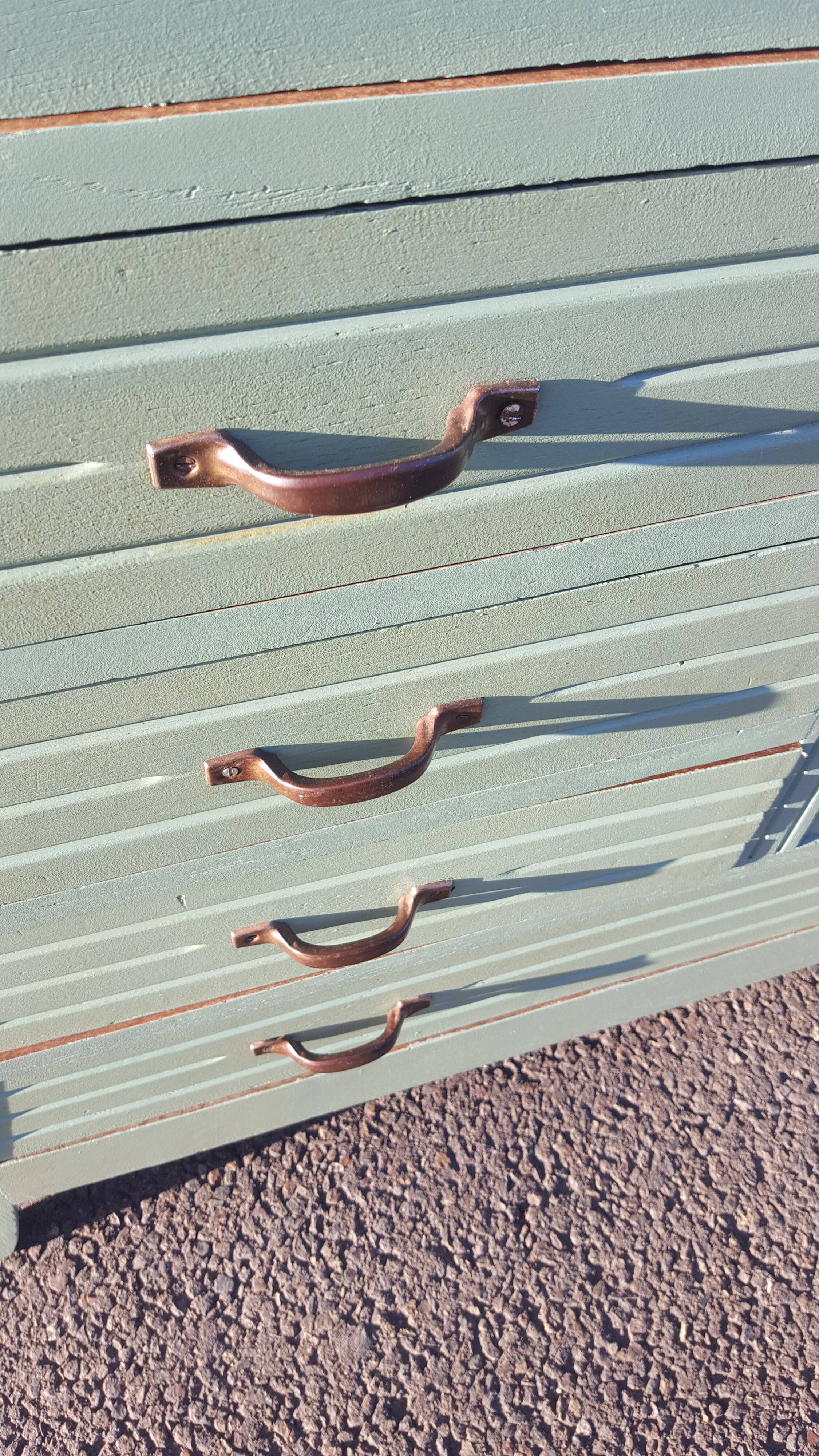 Vintage parisian wooden slip-up