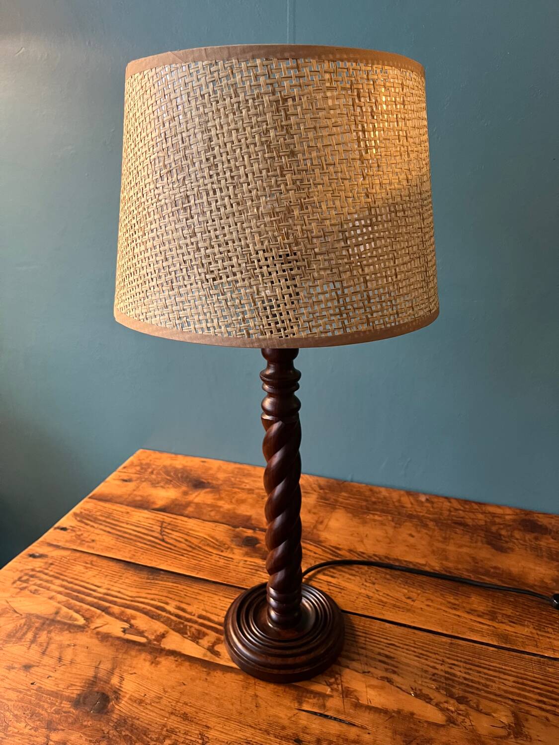 Pair of table lamps in turned wood, manual work