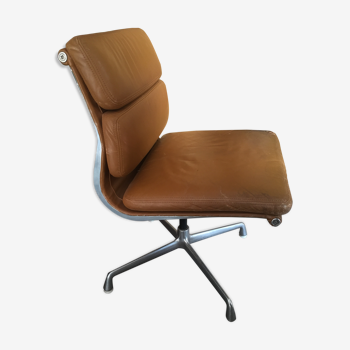 Fauteuil soft pad par Charles & Ray Eames pour Herman Miller