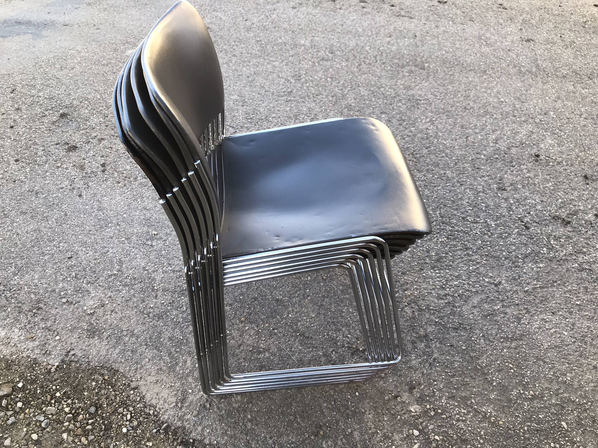 Set of 6 designer metal chairs from the 20th century David Rowland