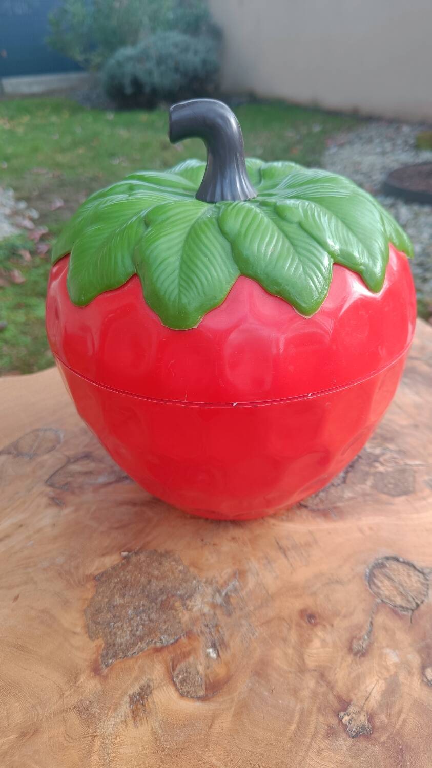 Vintage strawberry ice bucket