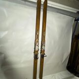 Skiing old Rossignol