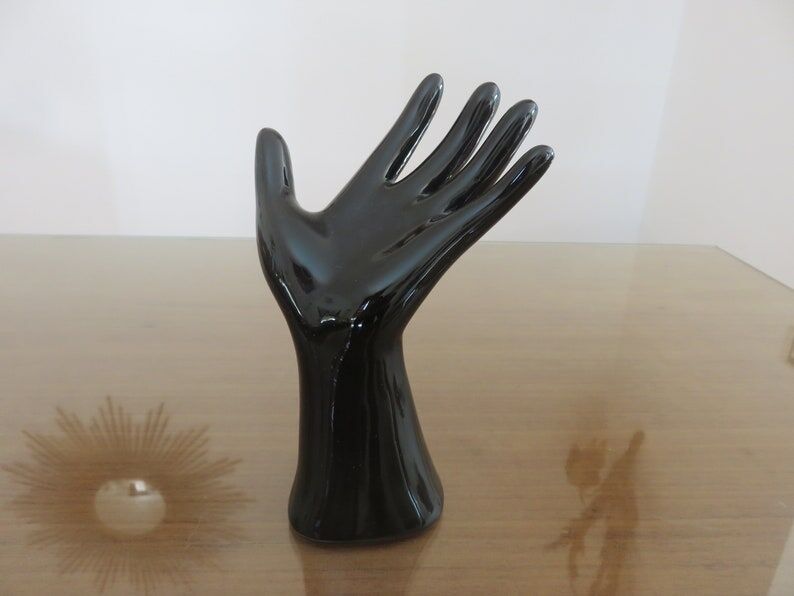 Black porcelain baguier hand 70s
