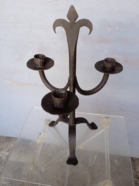 Brutalist wrought iron candle holder ep 1940/50