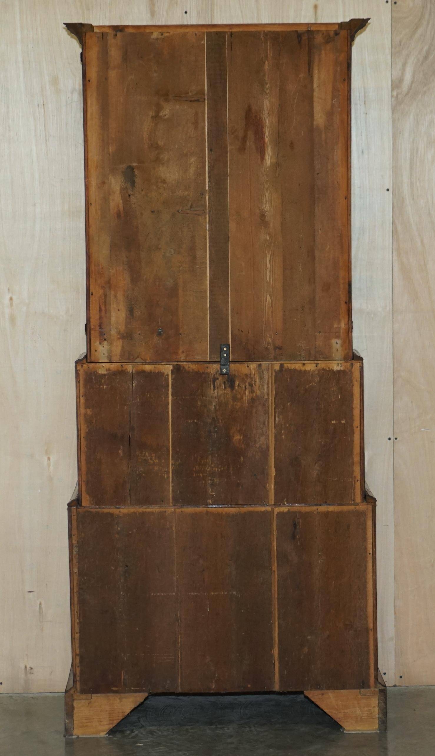 Antique Georgian Display Cabinet in Oyster Veneer circa 1780