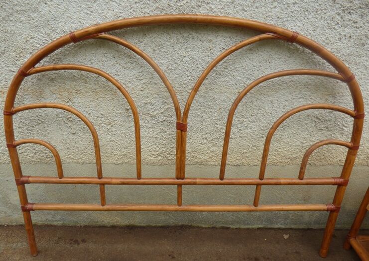 Headboard in rattan and bamboo beige color -Excellent condition
