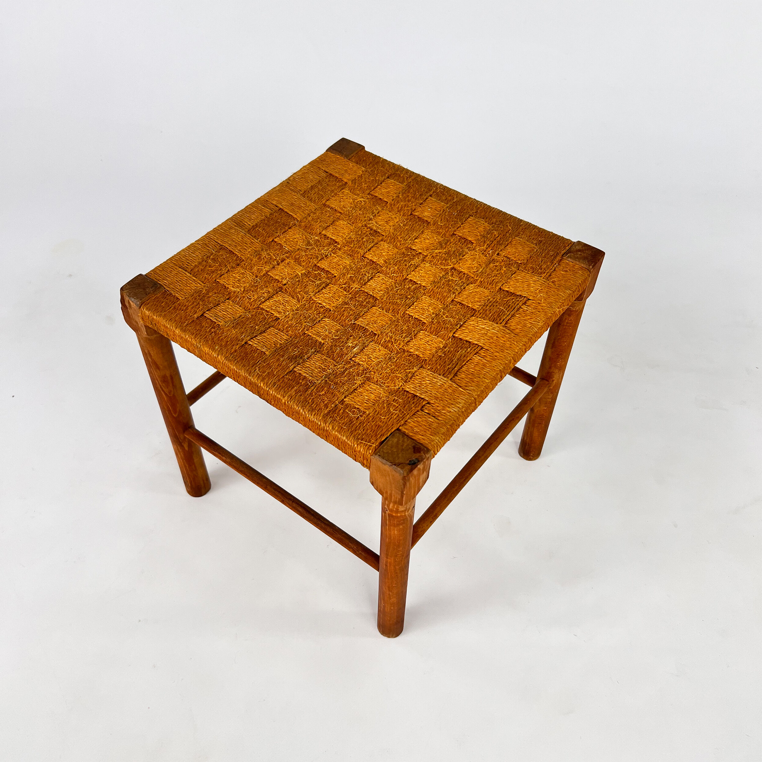 Tabouret en pin massif et corde, années 1950