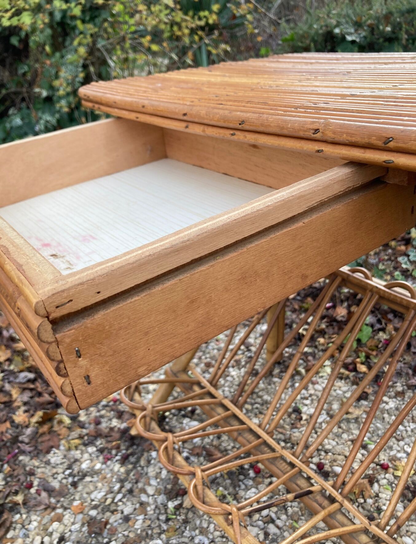 Vintage rattan magazine rack table
