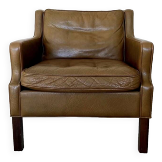 Vintage Mid Century Danish Thams Club Chair In Olive Green Leather