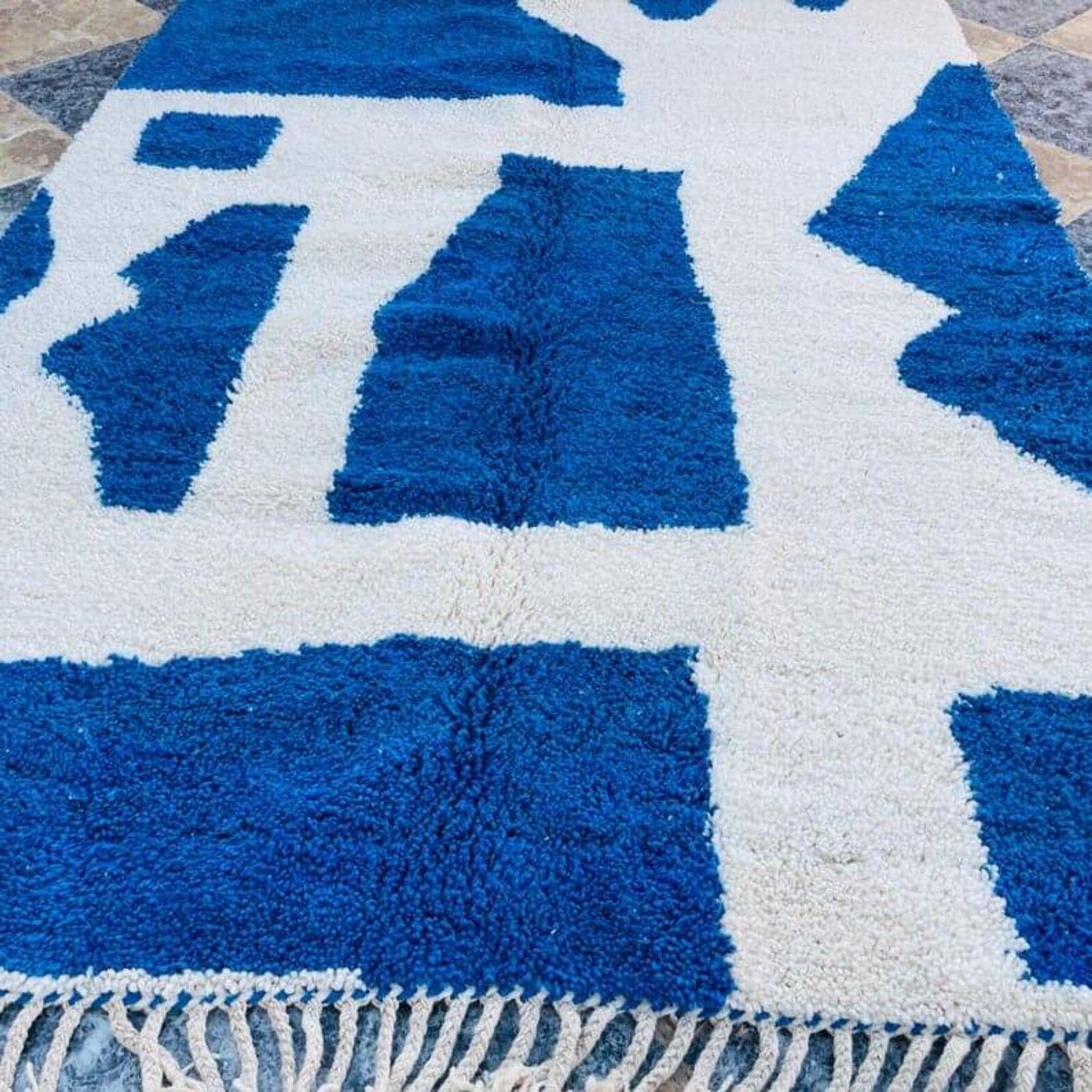 Tapis beni mrirt bleu fait main