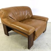 Fauteuil en cuir brutaliste, années 1960