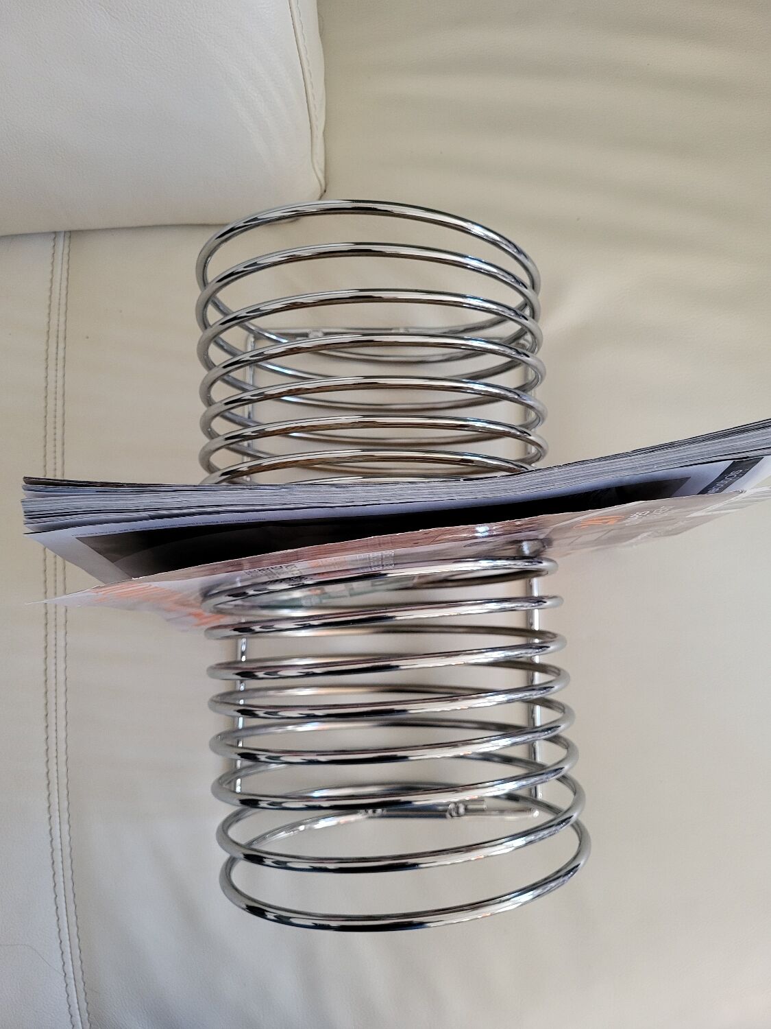 Vintage design spring magazine holder