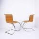 Paire de chaises cantilever en chrome et osier Style Mies Van der Roye