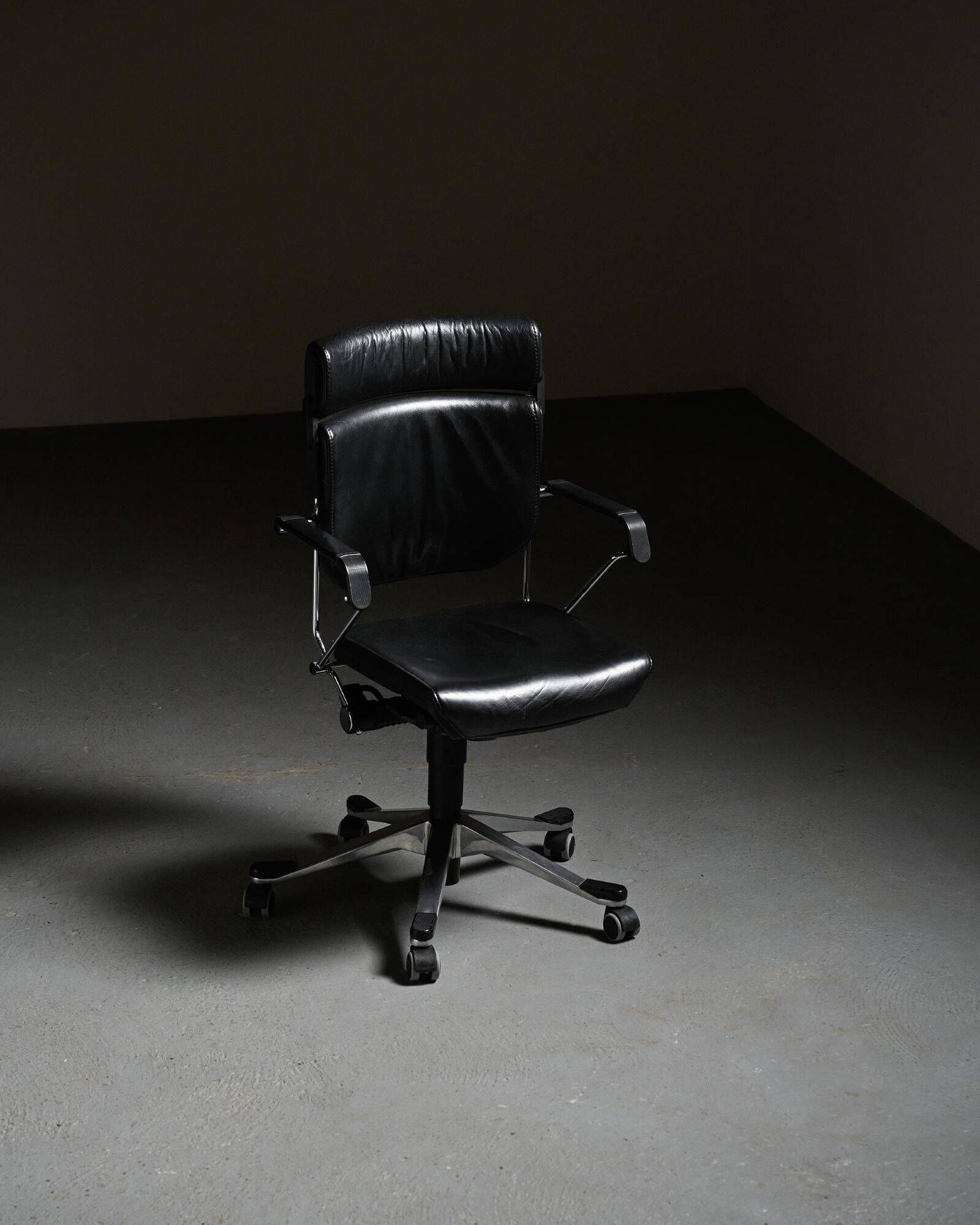 Fauteuil de bureau Giroflex 33 par Giroflex Suisse, début des années 1970