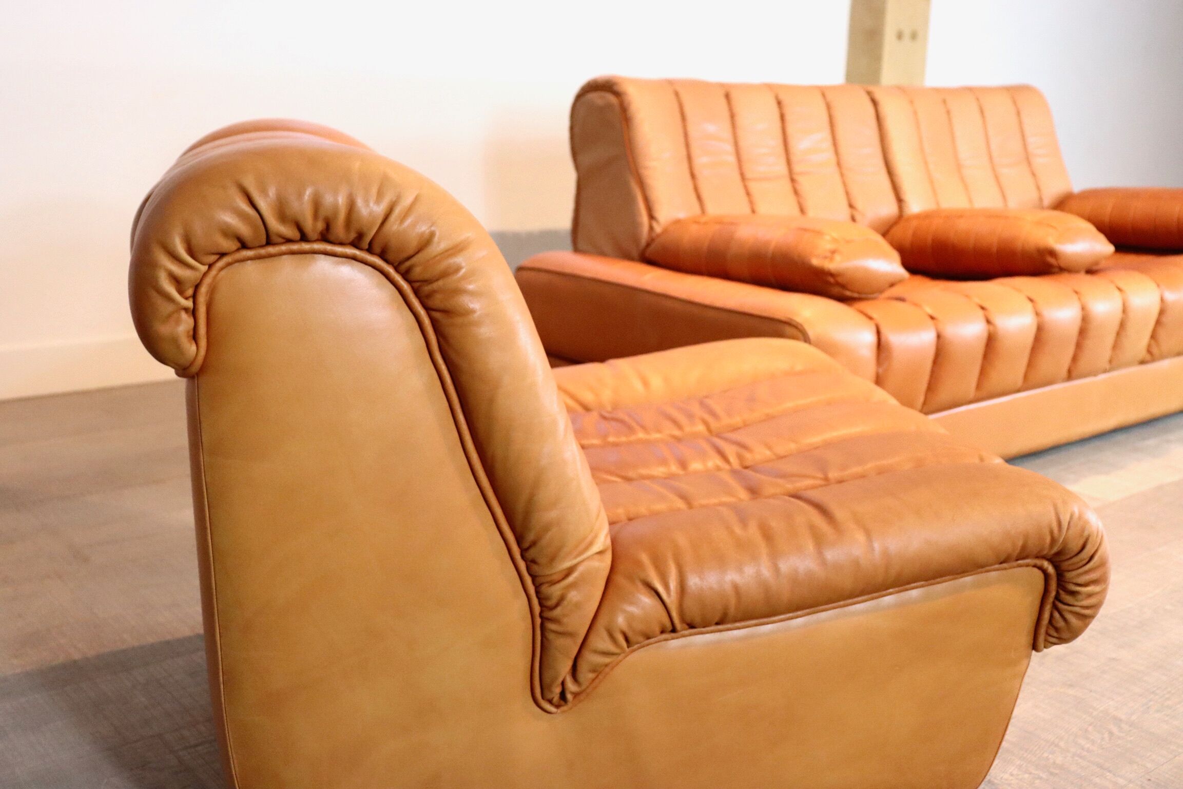 De Sede DS-85 daybed and lounge chair in cognac leather, 1960s
