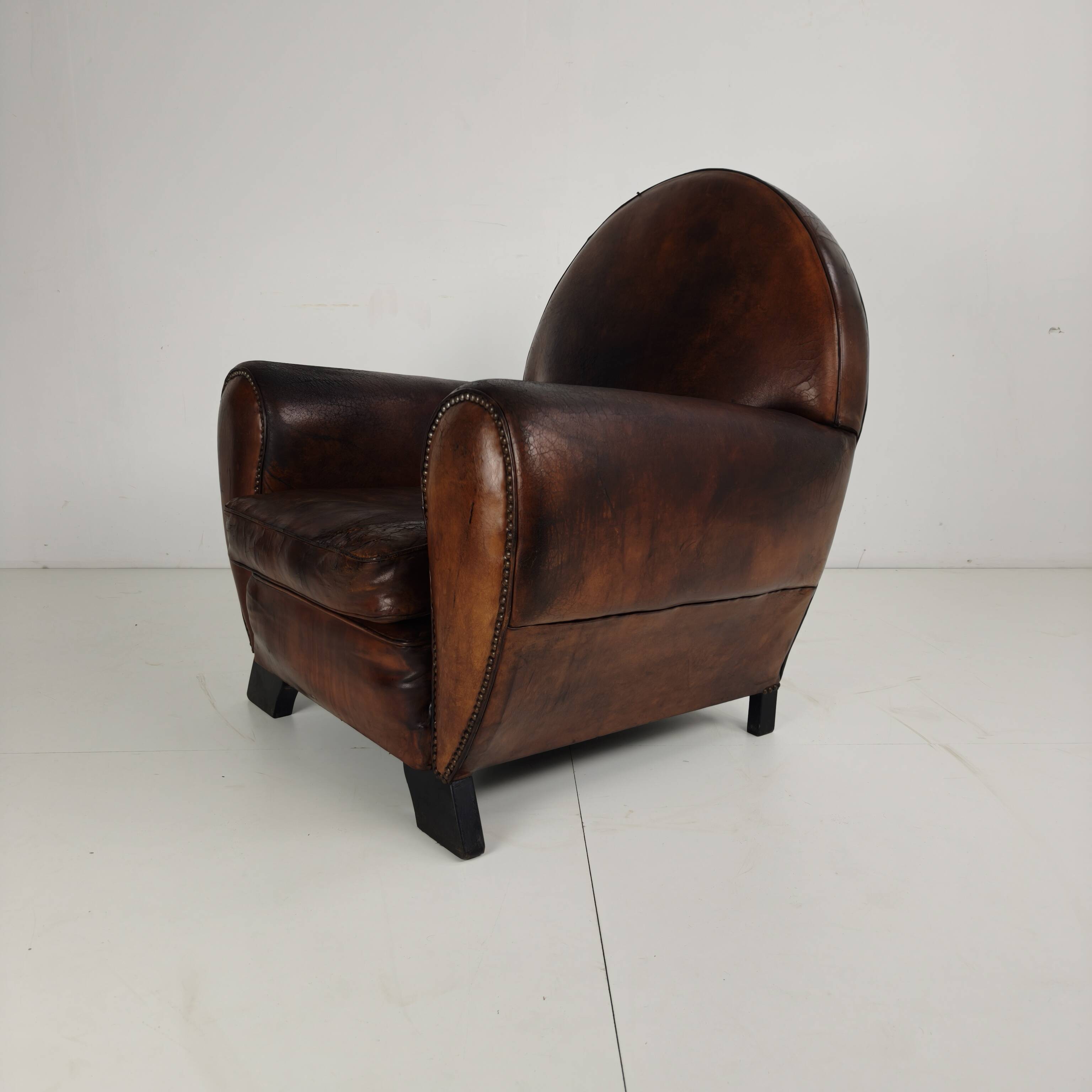 Leather Art Deco Gentleman’s Club Chair