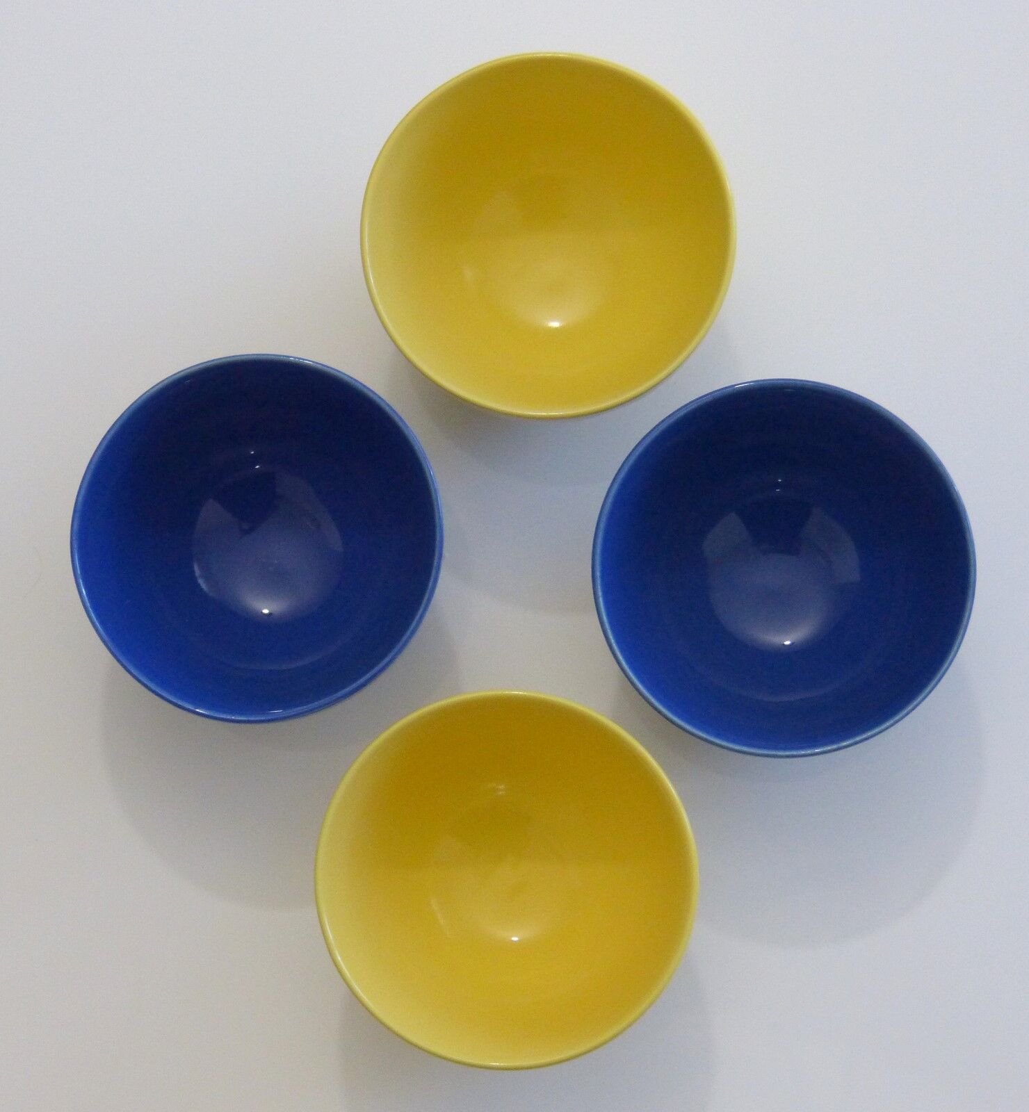 4 afibel blue and yellow porcelain bowls