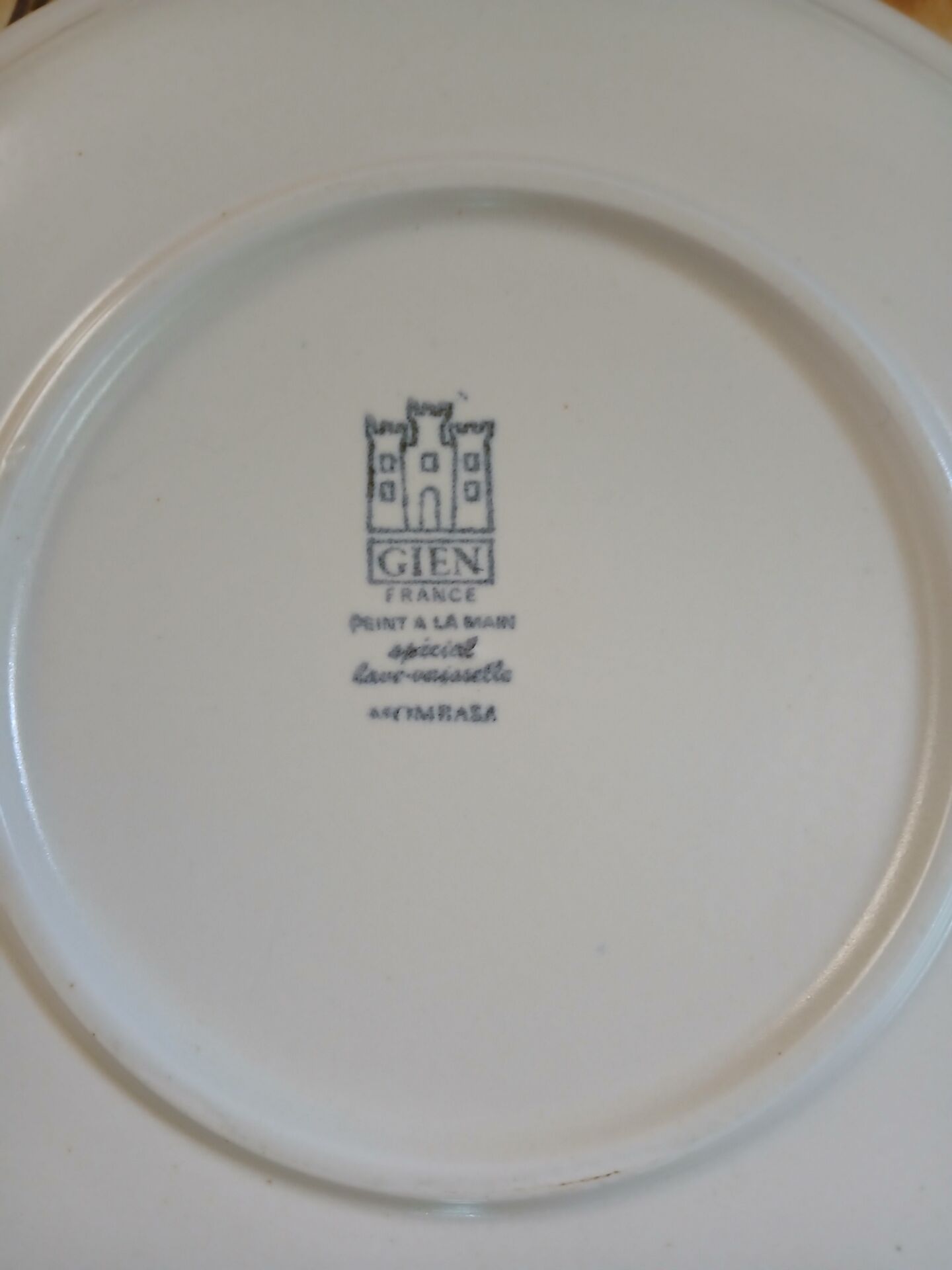 6 assiettes plates vintages Gien