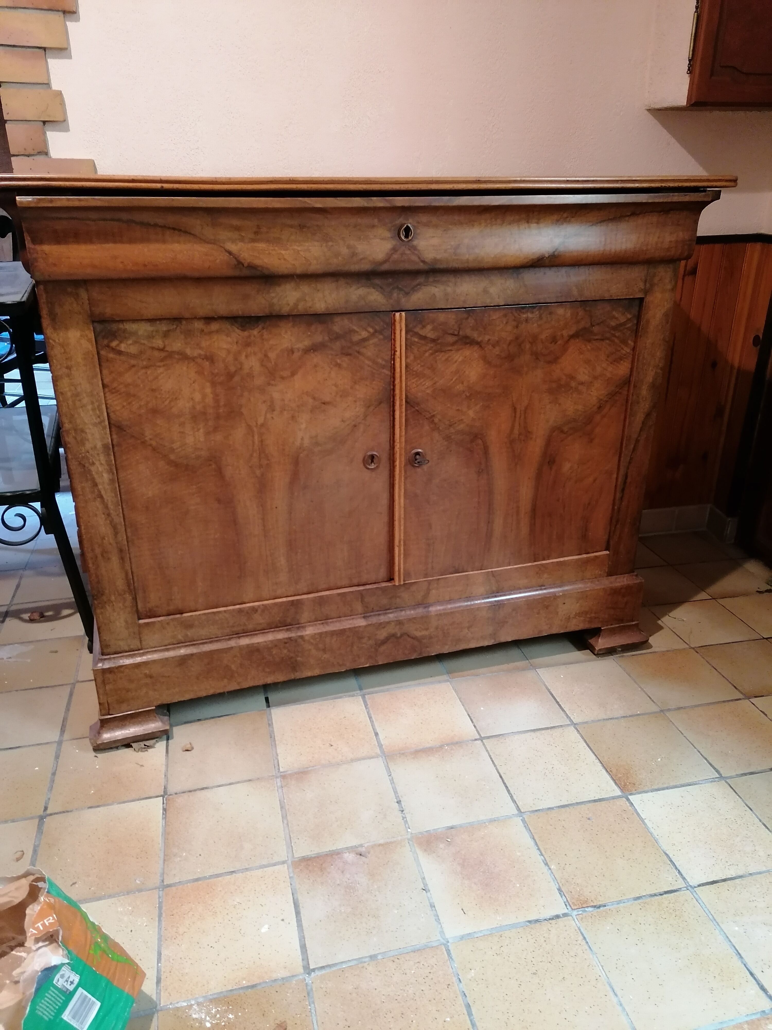 Low sideboard