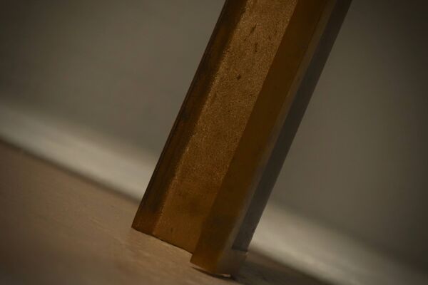 Table d'appoint brutaliste en bronze massif par Peter Van Heeck, Belgique, années 1970