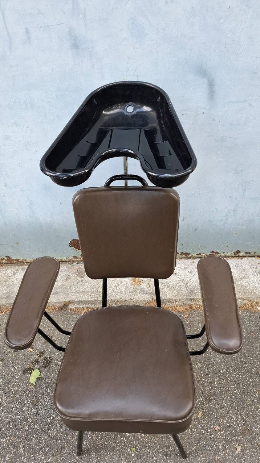 Vintage 50s hairdresser chair