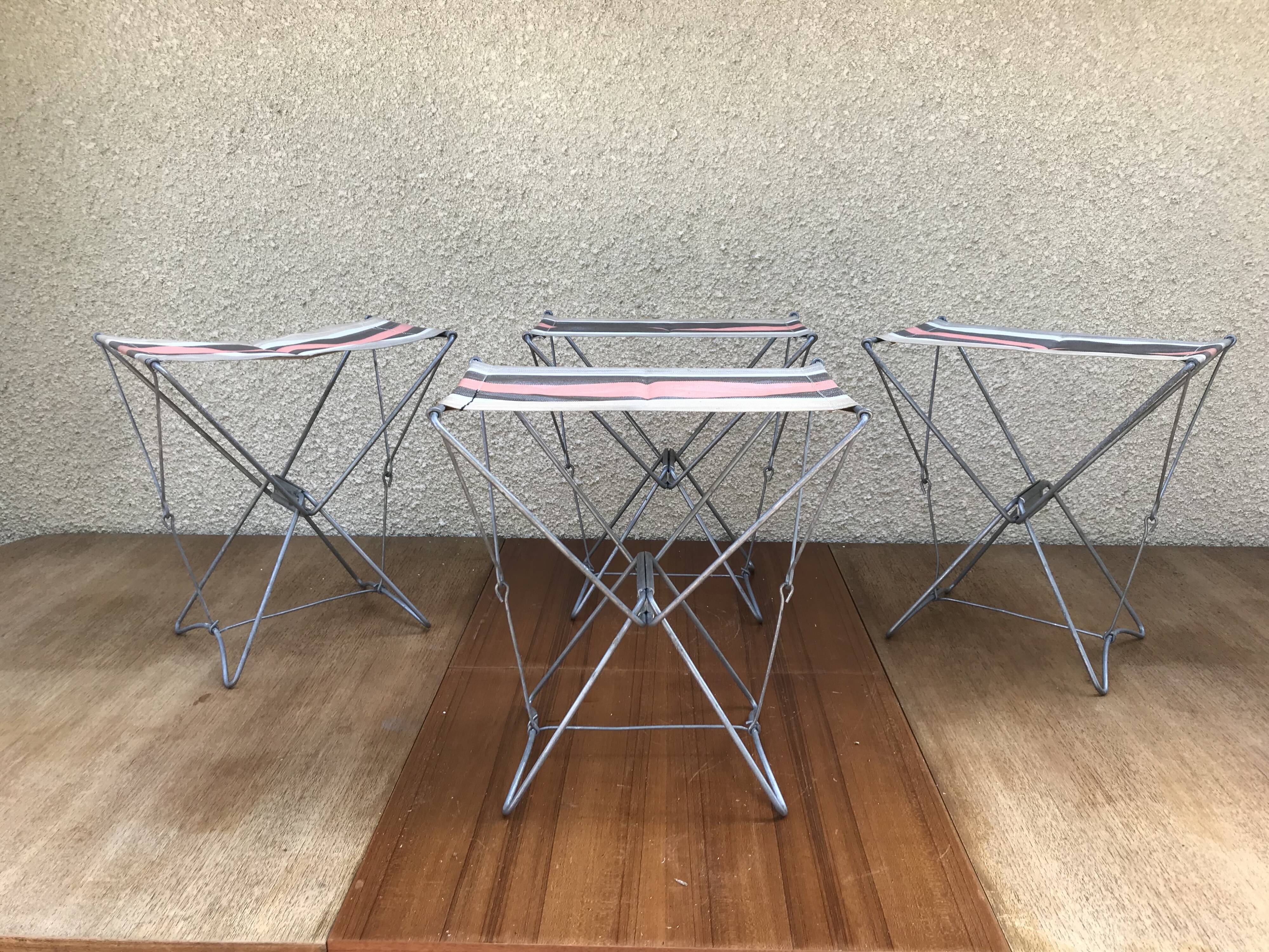 Series Of 4 Metal Garden Folding Stools - Multicolour Fabric Vintage Camping