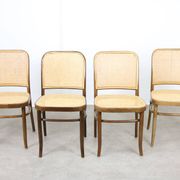 Chaises vintage n°811 en bois courbé, lot de 4