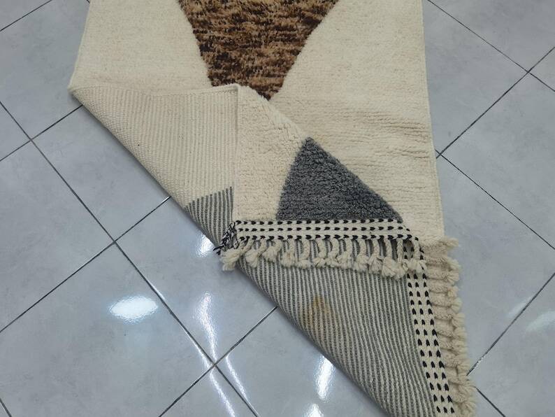Traditional rug for your living room 250cmx150cm