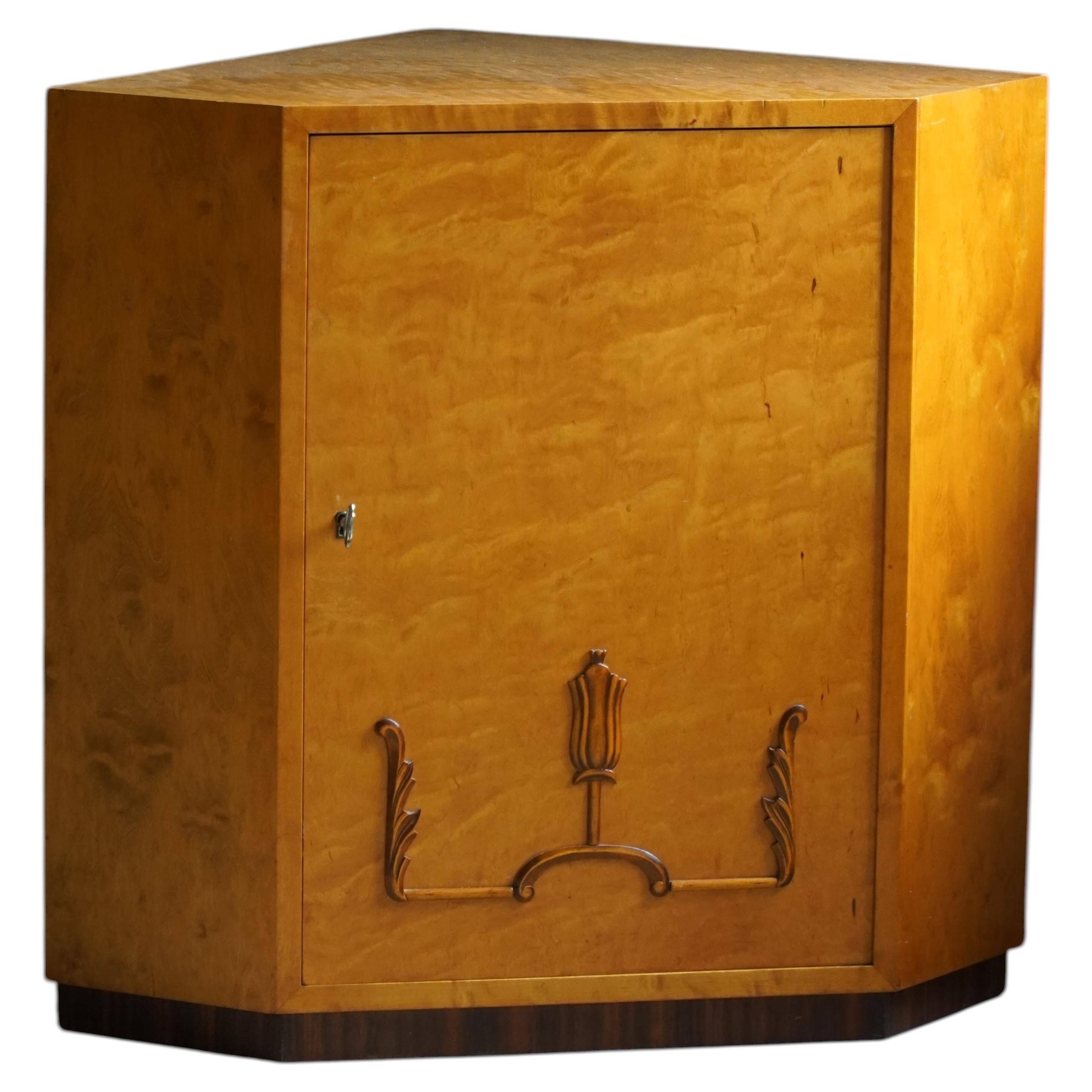 Early 20th century, Art Deco Swedish corner furniture in birch, 1930s.