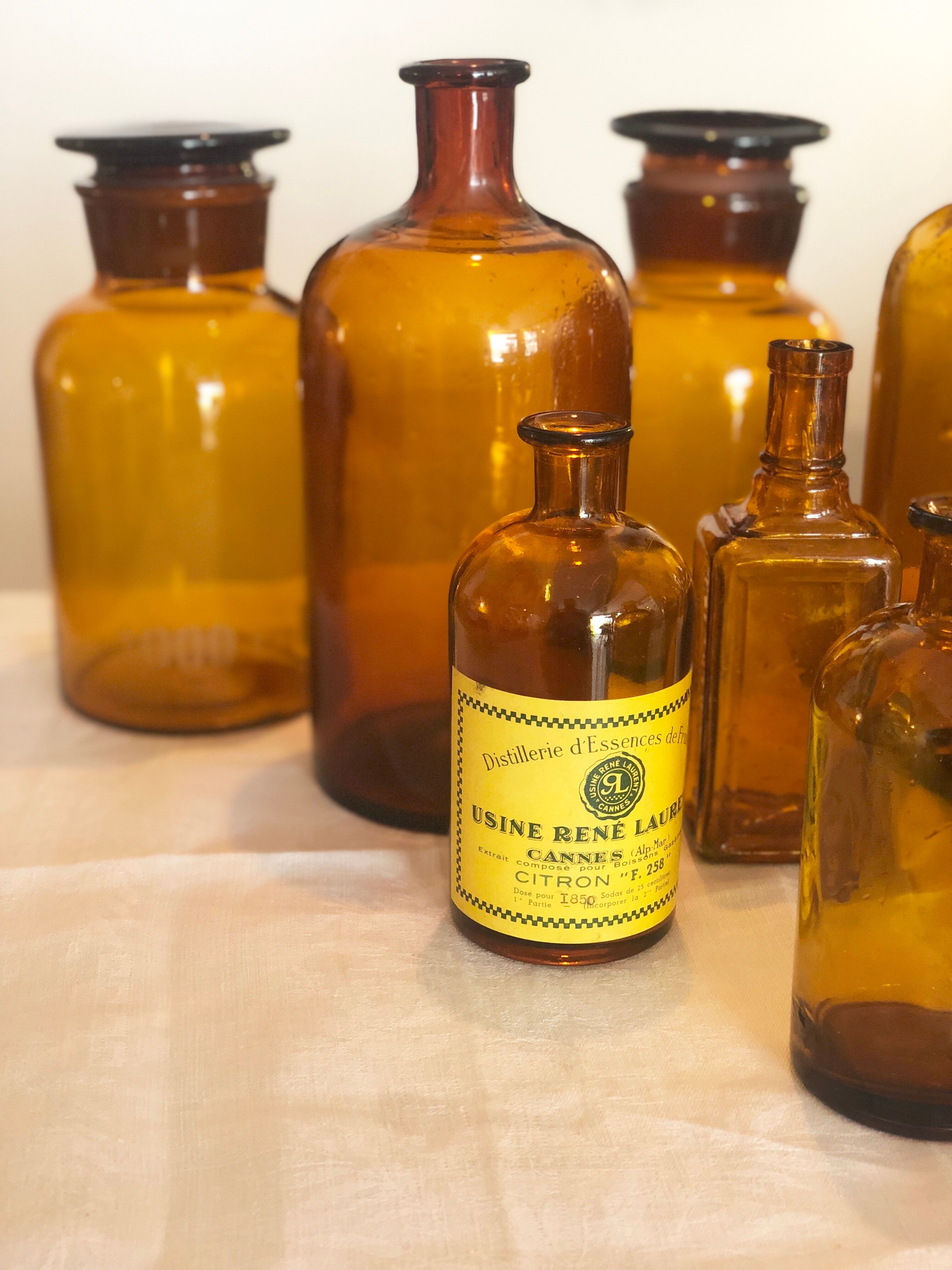 Set of nine bottles of apothecary