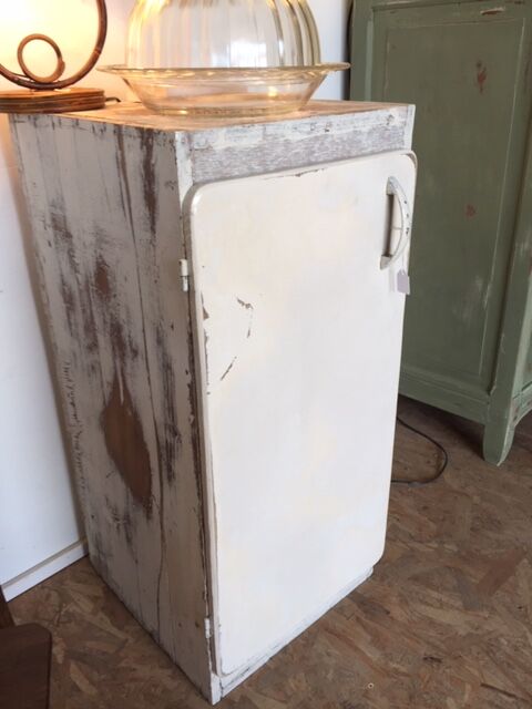 Furniture confectioner-style