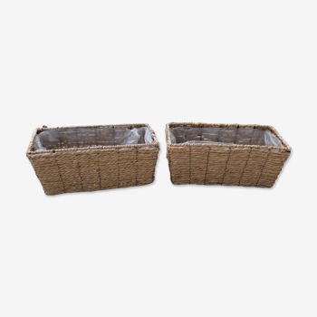 Seagrass planters and