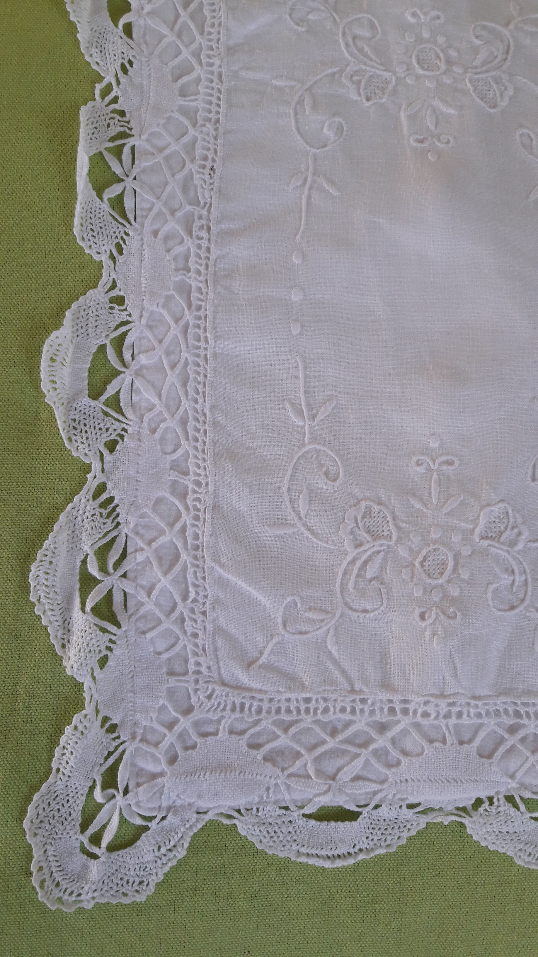 Vintage lace cushion cover