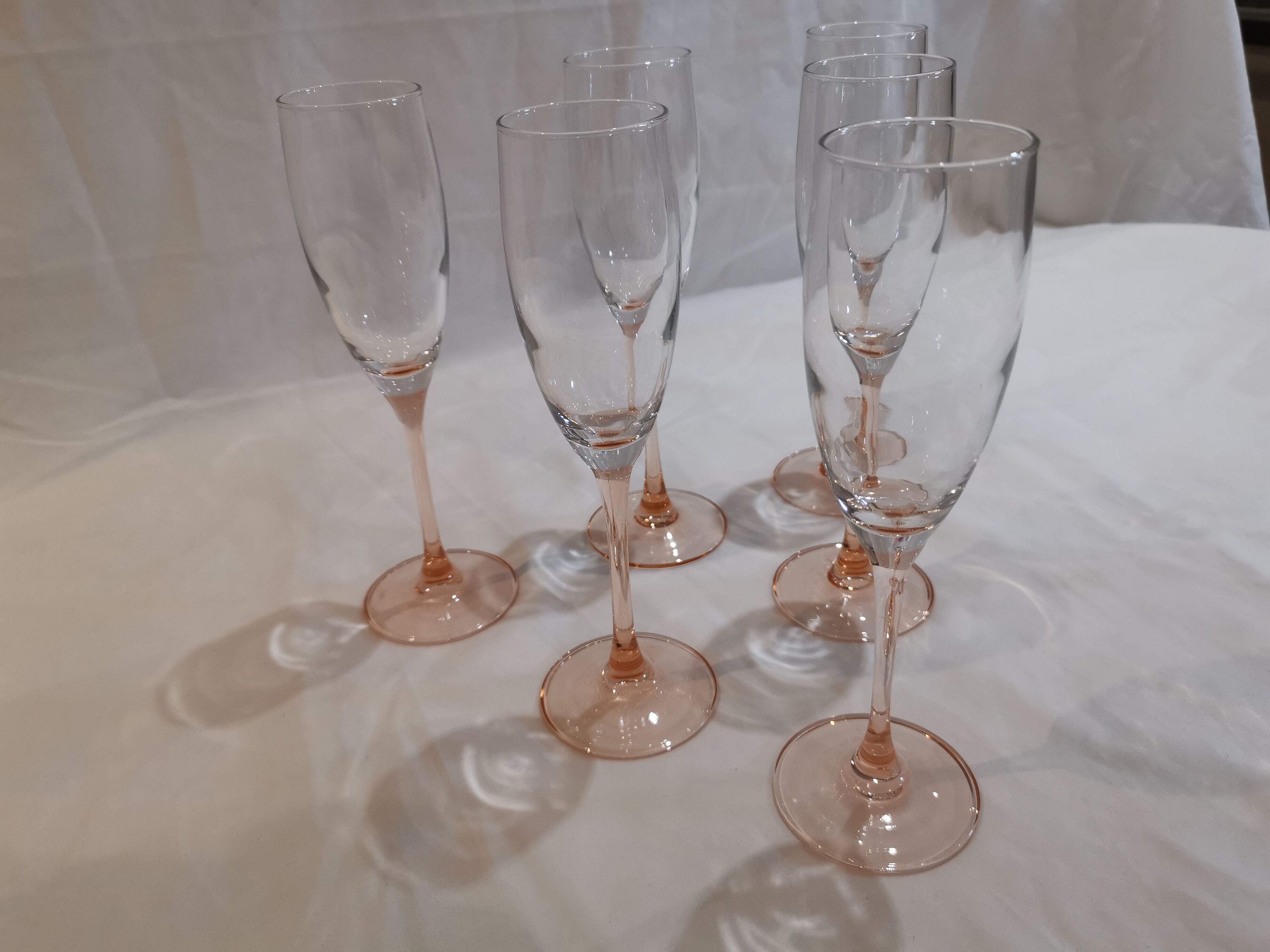 Champagne flutes pink feet LUMINARC year 70