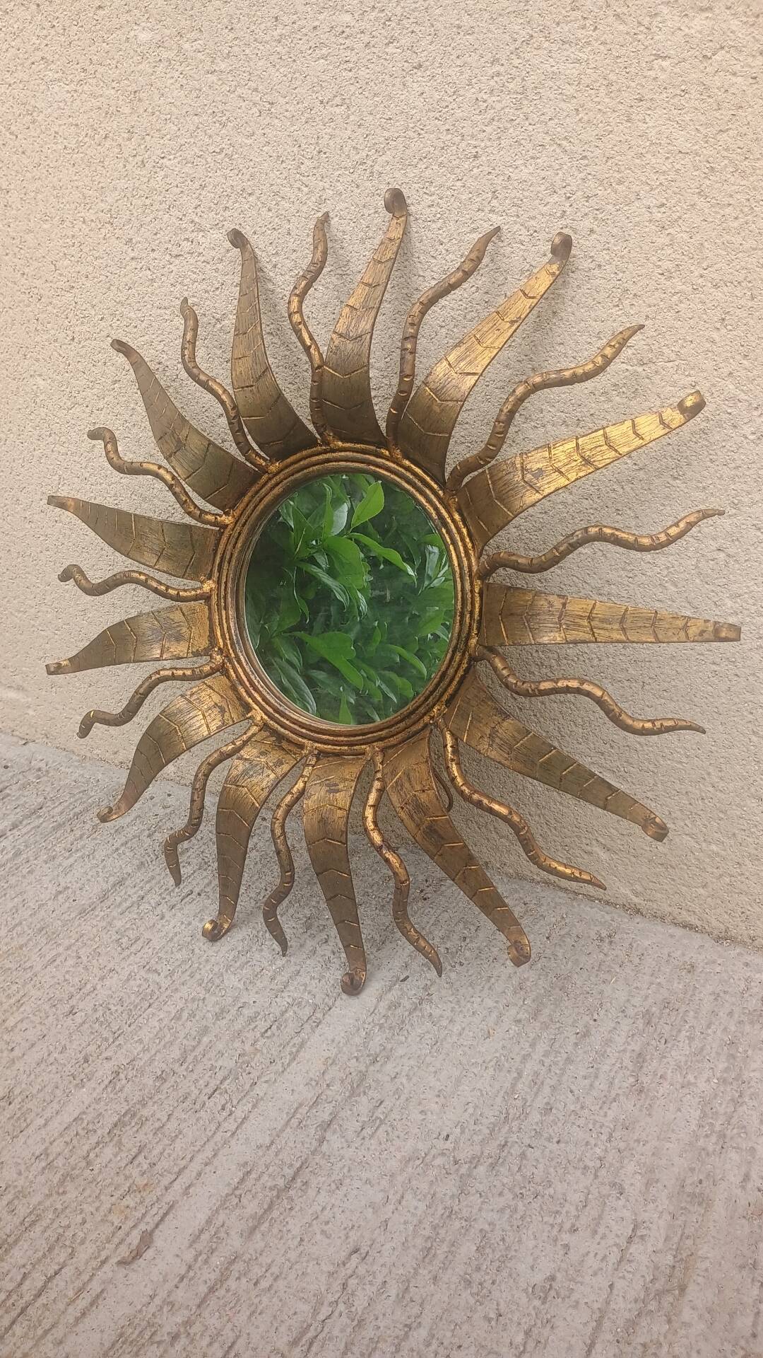 Wall mirror Sun in gilded wrought iron Spain 1950 Hollywood Regency Brutalist