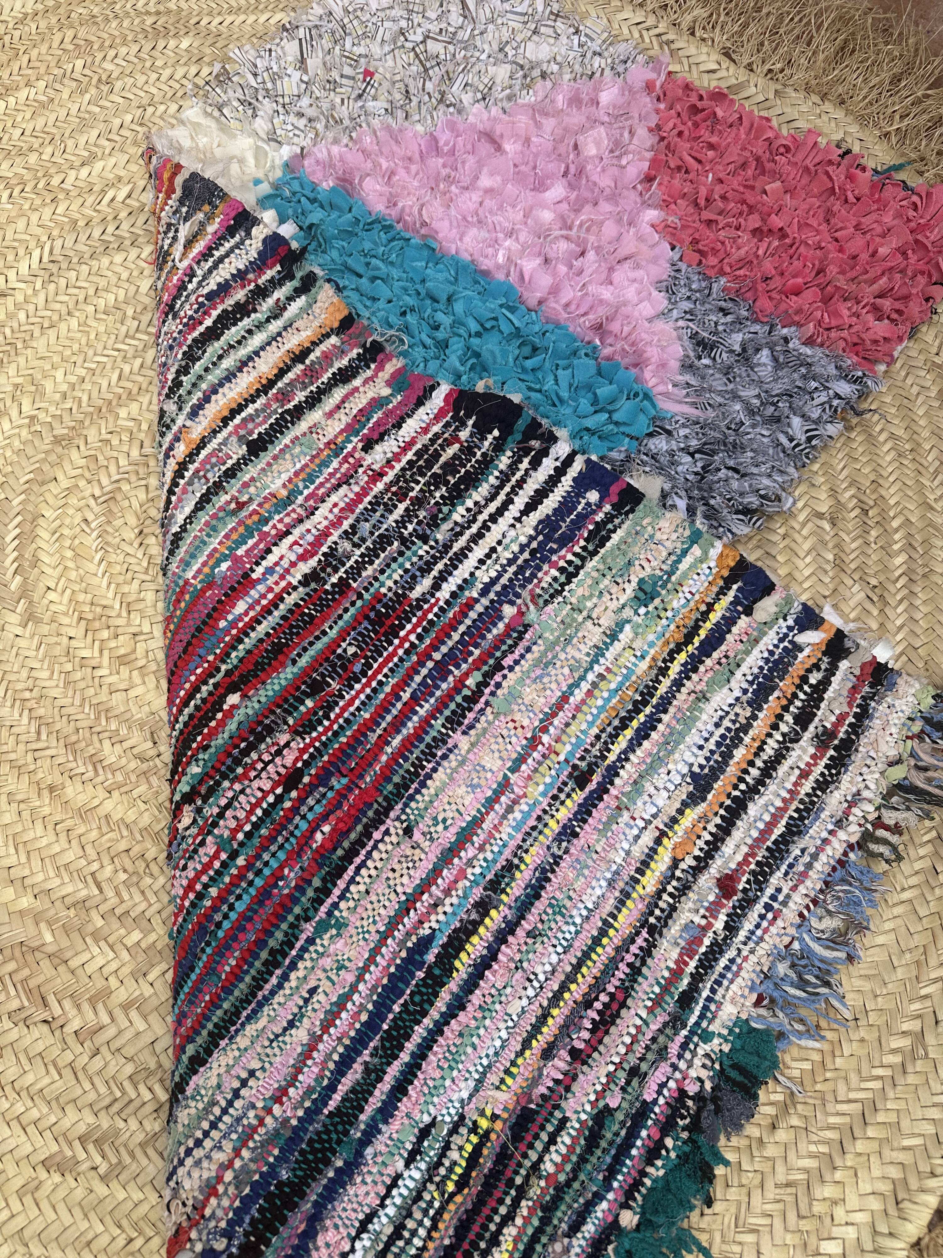 Small Moroccan rug - Vintage Art Deco rug - The Moroccan rug