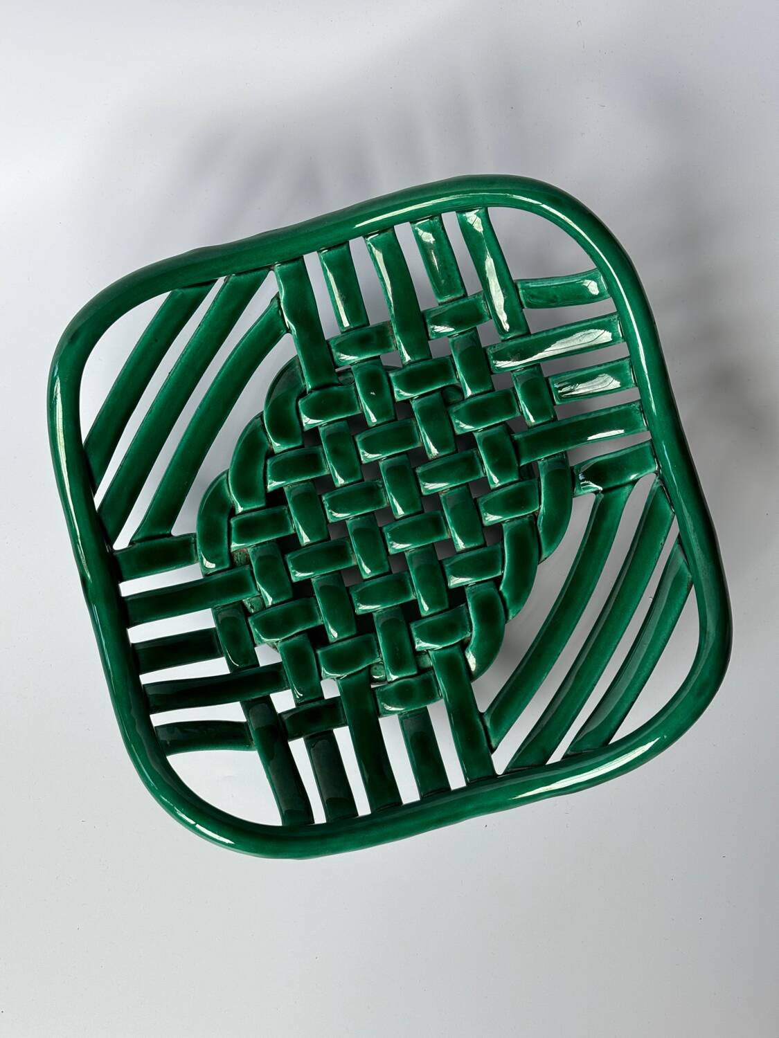 Green woven ceramic basket bowl